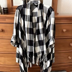 Beautiful open front draped shirt jacket with roll up sleeves